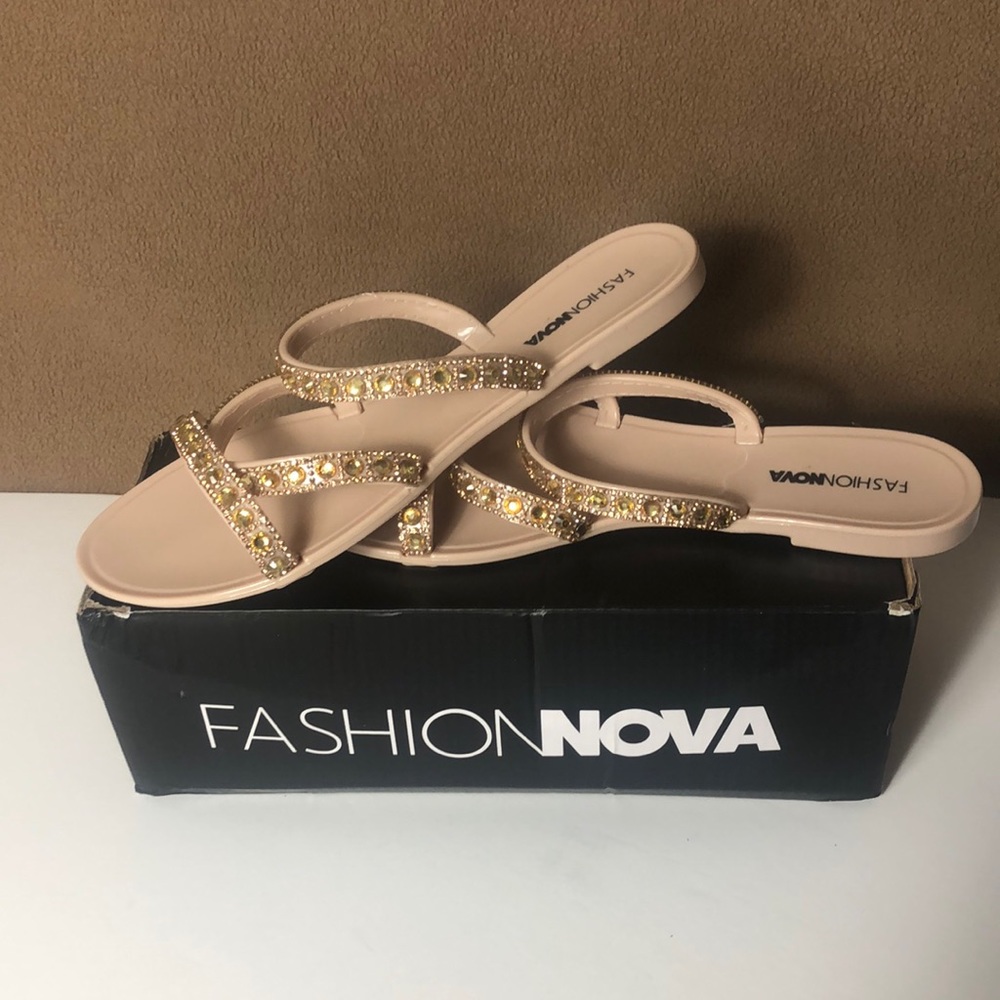 Fashion nova